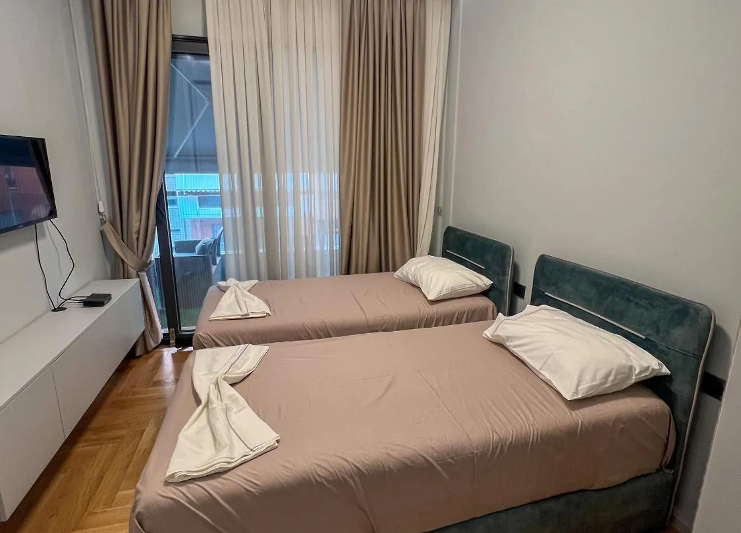 A&E Apartment Tirana 0*,  Albania